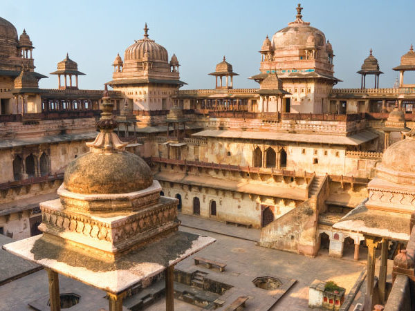 Templos de Kamasutra con Taj Mahal