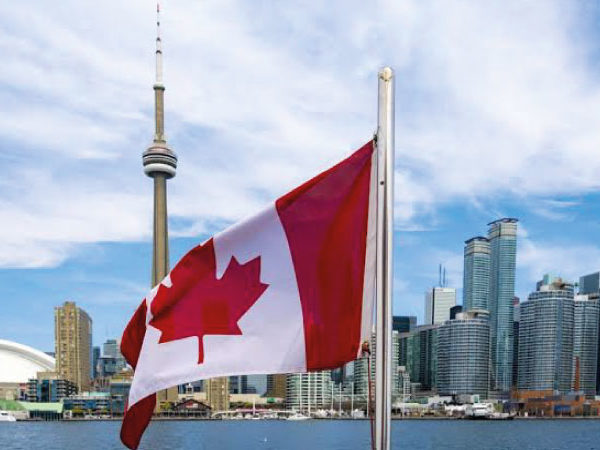 Capitales y Paisajes Canadienses Fin Niagara